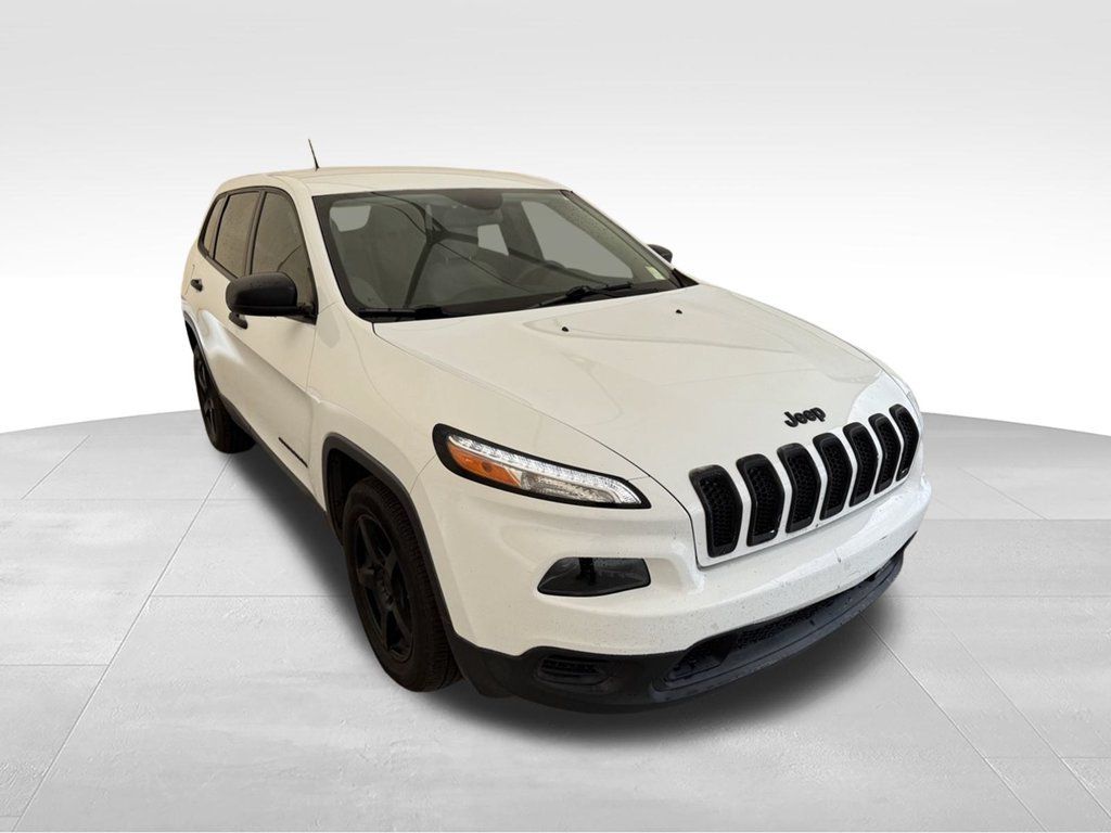 Used 2017 Jeep Cherokee Sport FWD image 6