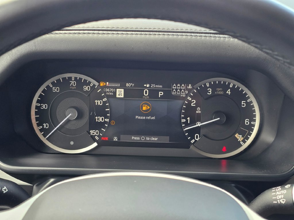 Used 2023 Land Rover Defender 130 SE AWD/4WD image 18