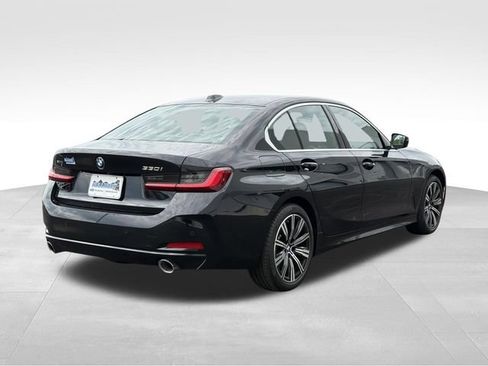 Used 2025 BMW 330i xDrive Sedan AWD/4WD image 8