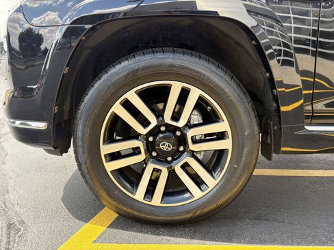 Used 2014 Toyota 4Runner Limited AWD/4WD image 28