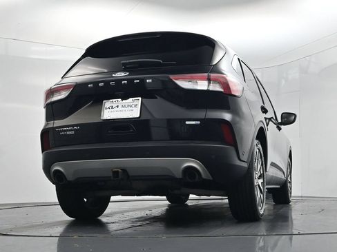 Used 2020 Ford Escape Titanium AWD/4WD image 46
