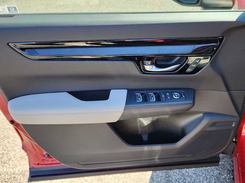 Used 2024 Honda CR-V EX-L image 12