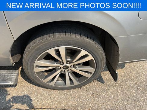 Used 2021 Ford Expedition Max Limited w/ Equipment Group 302A AWD/4WD image 16