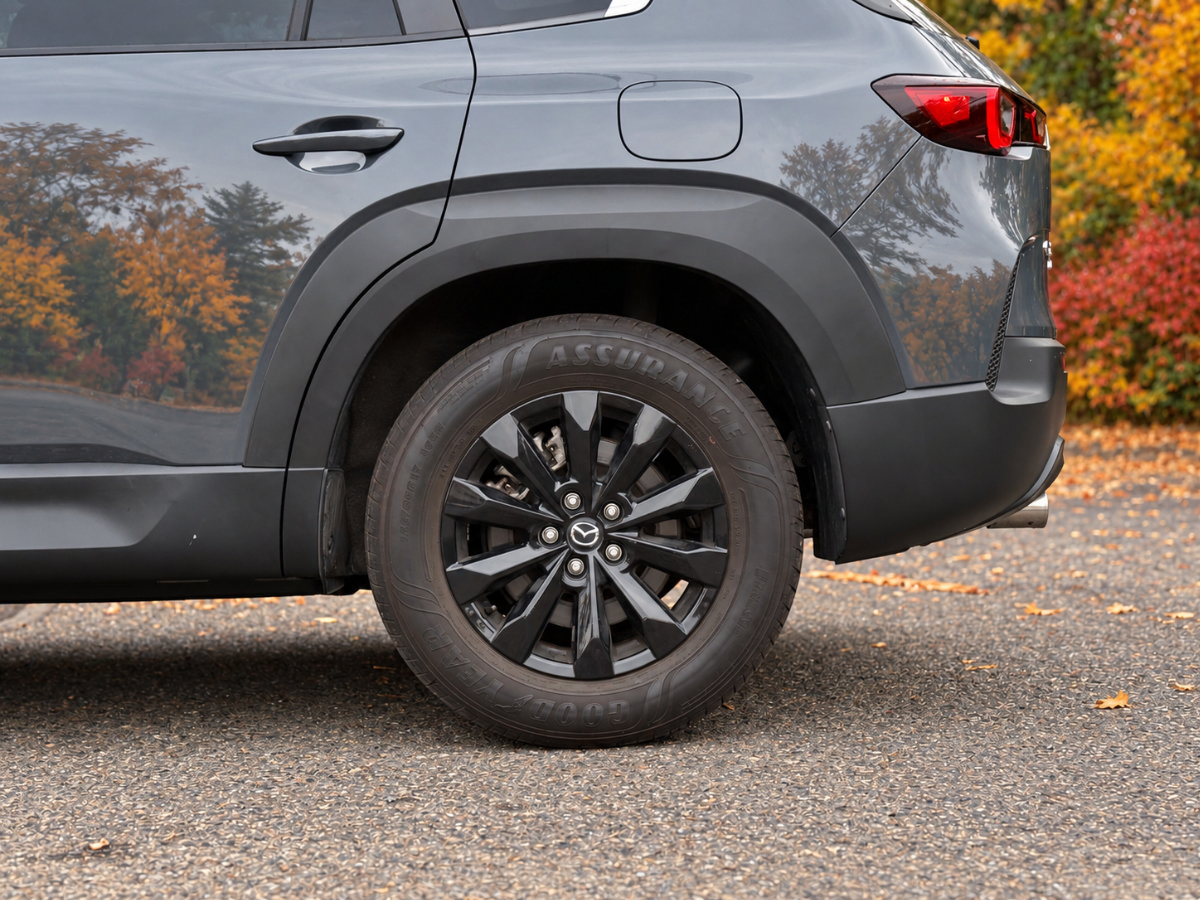 Used 2024 MAZDA CX-50 AWD 2.5 S w/ Weather Package image 10