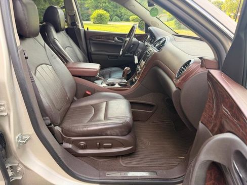 Used 2014 Buick Enclave Premium FWD image 10