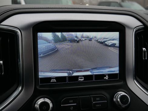 Used 2022 GMC Sierra 3500 SLE w/ SLE Convenience Package image 27