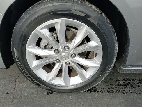 Used 2024 Chevrolet Malibu LT image 8