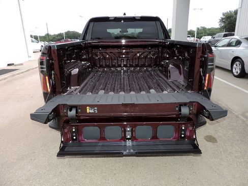 New 2026 GMC Sierra EV Elevation w/ LPO, Elevation Dark Package image 15