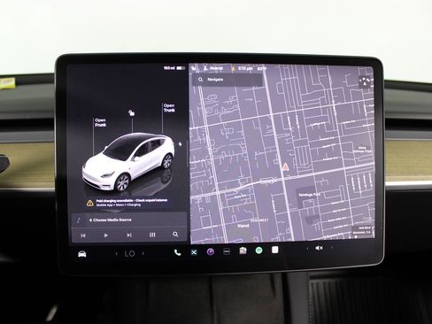 Used 2023 Tesla Model Y Long Range image 16