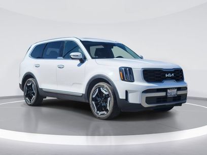Certified 2023 Kia Telluride S w/ S Sunroof Package