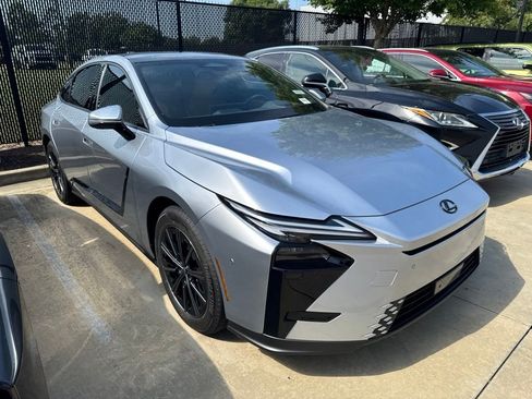 New 2026 Lexus ES 350h w/ Cold Area Package FWD image 2