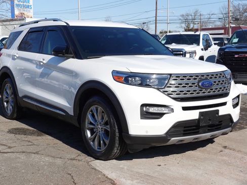 Used 2020 Ford Explorer Limited image 4