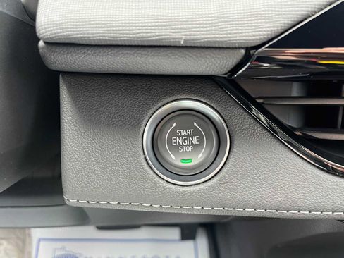 New 2025 Buick Enclave Preferred w/ Power Package image 18