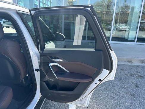 Used 2025 BMW X1 xDrive28i w/ Technology Package image 14