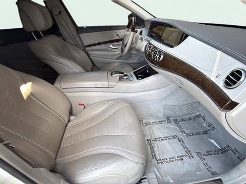 Used 2016 Mercedes-Benz S 550 4MATIC Sedan image 22