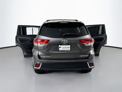 Used 2019 Toyota Highlander Limited Platinum AWD/4WD image 27