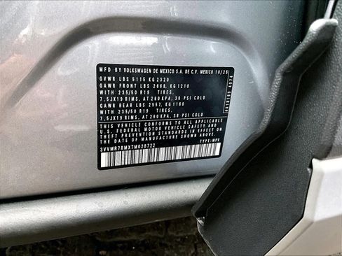 New 2026 Volkswagen Tiguan SE image 36