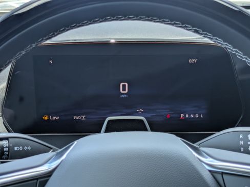 New 2026 Chevrolet Traverse Z71 w/ Enhanced Driving Package AWD/4WD image 23