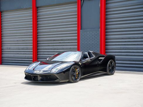 Used 2016 Ferrari 488 Spider RWD image 1
