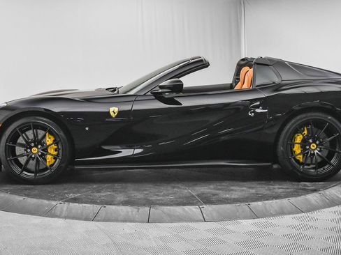 Certified 2023 Ferrari 812 GTS image 5