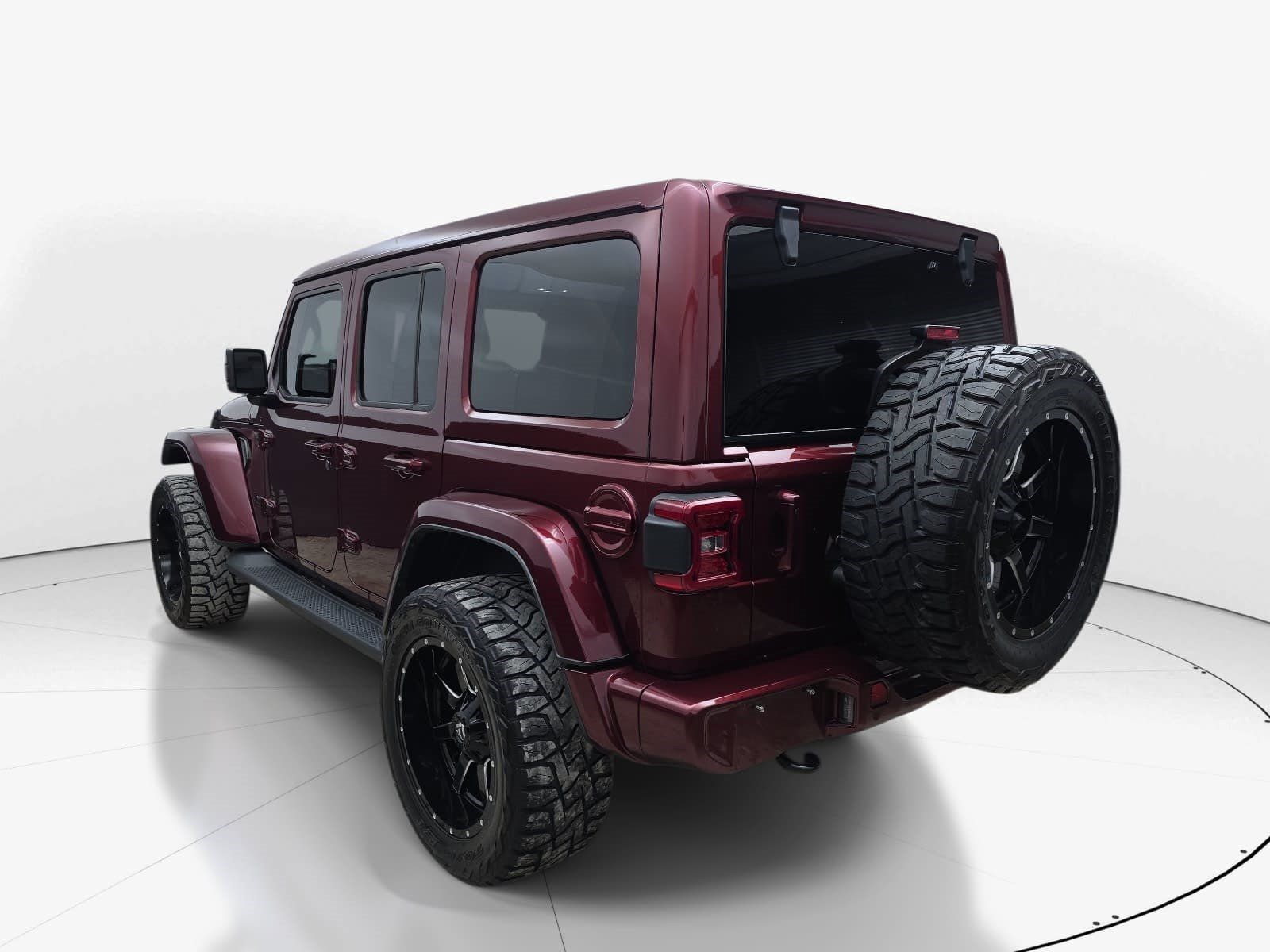 Used 2021 Jeep Wrangler Unlimited Sahara AWD/4WD image 6