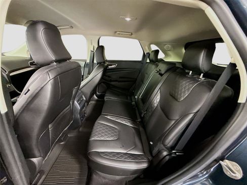 Used 2024 Ford Edge Titanium AWD/4WD image 16