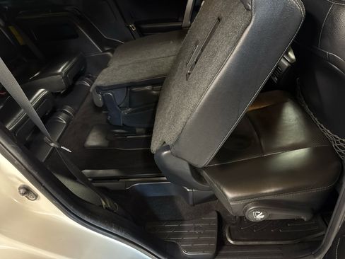 Used 2014 Toyota 4Runner Limited image 68