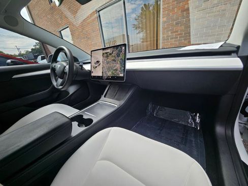 Used 2023 Tesla Model 3 Standard Range RWD image 55