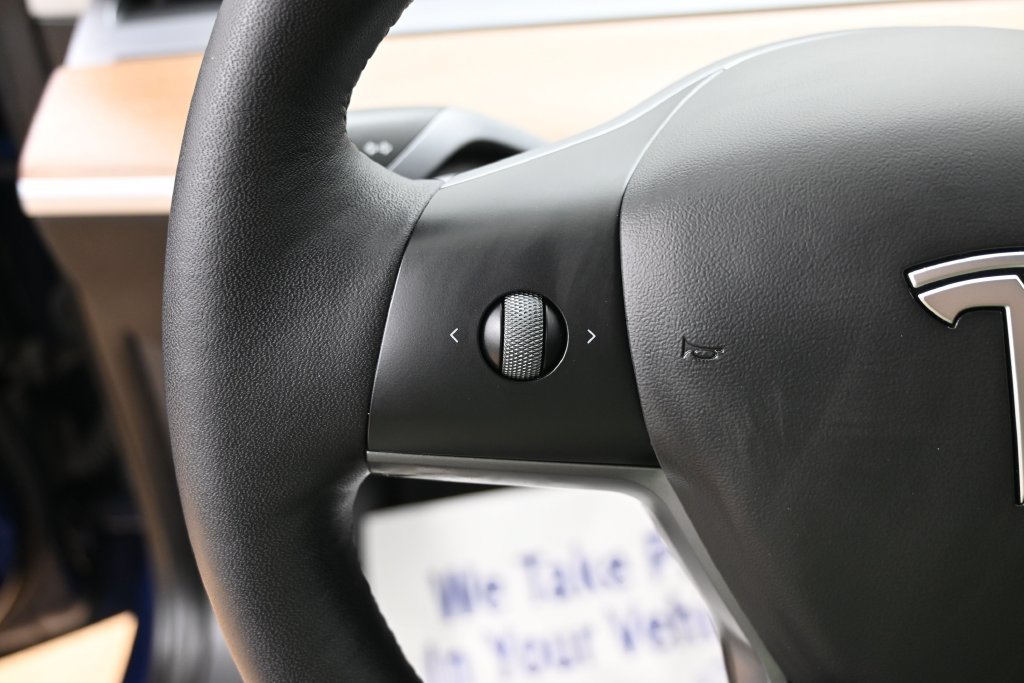 Used 2022 Tesla Model 3 RWD image 23