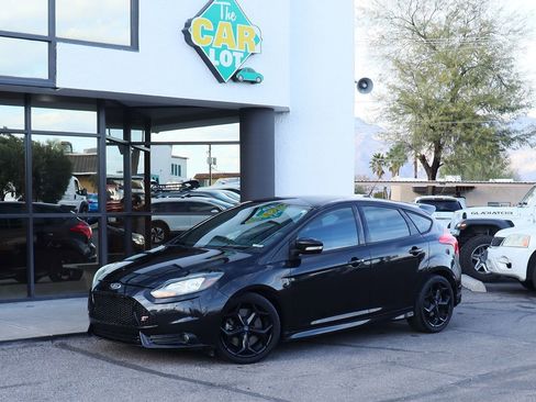 Used 2014 Ford Focus ST image 3