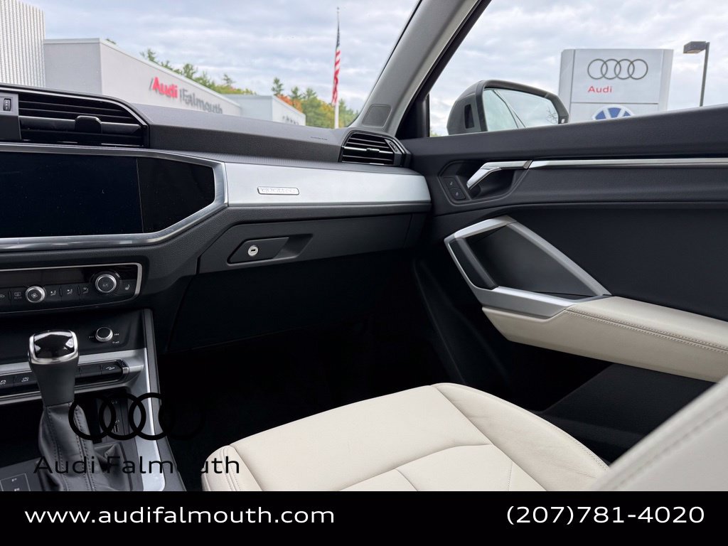 Used 2021 Audi Q3 2.0T Premium w/ Convenience Package AWD/4WD image 36