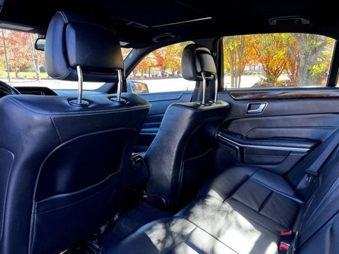 Used 2016 Mercedes-Benz E 350 4MATIC Sedan image 15