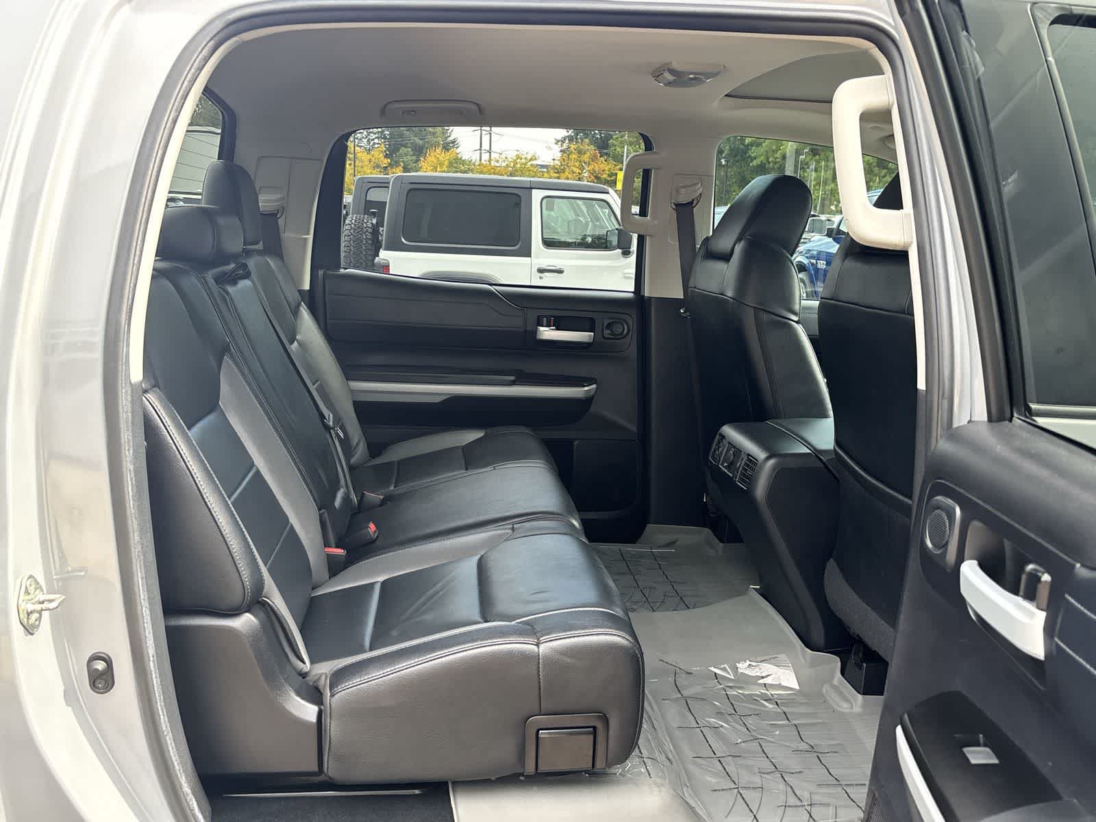 Used 2020 Toyota Tundra Limited w/ Limited Premium Package AWD/4WD image 10