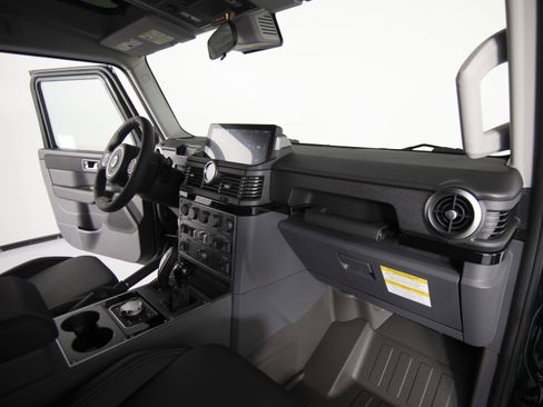 New 2025 INEOS Grenadier Fieldmaster Edition image 26