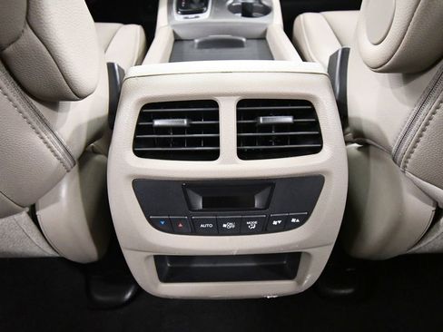 Used 2016 Honda Pilot EX-L image 17