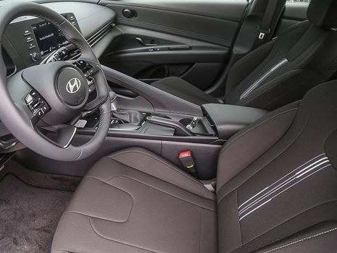 New 2026 Hyundai Elantra Sport image 19