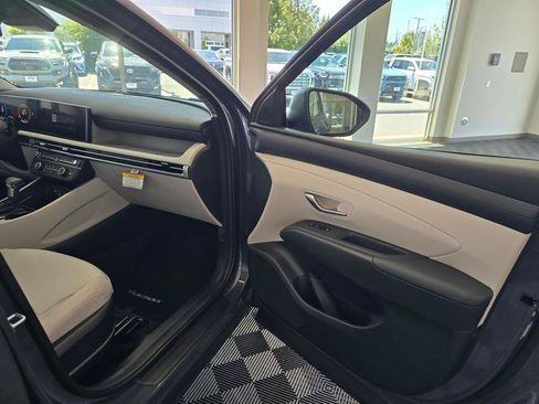 New 2026 Hyundai Tucson SE AWD/4WD image 40