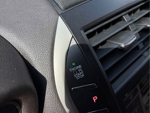 Used 2018 Lincoln MKC Reserve w/ Lincoln MKC Climate Package FWD image 29