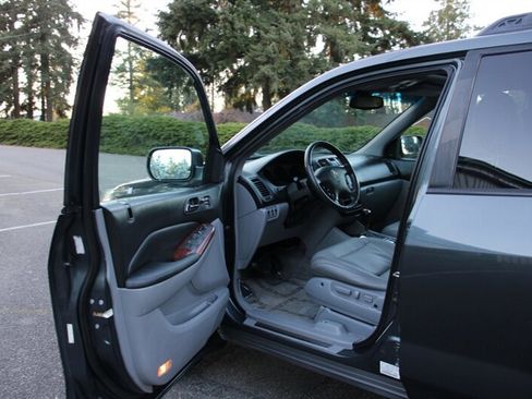 Used 2005 Acura MDX Touring image 5
