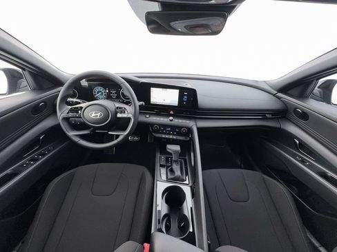 New 2026 Hyundai Elantra Sport FWD image 13