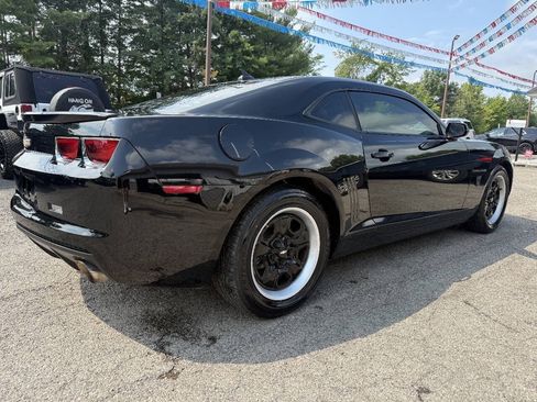 Used 2013 Chevrolet Camaro LS RWD image 5