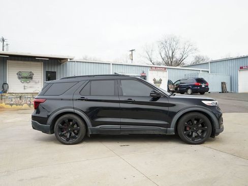 Used 2020 Ford Explorer ST w/ ST High-Performance Pack image 3