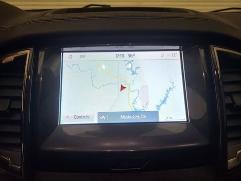 Used 2022 Ford Ranger Lariat w/ Equipment Group 501A High image 11