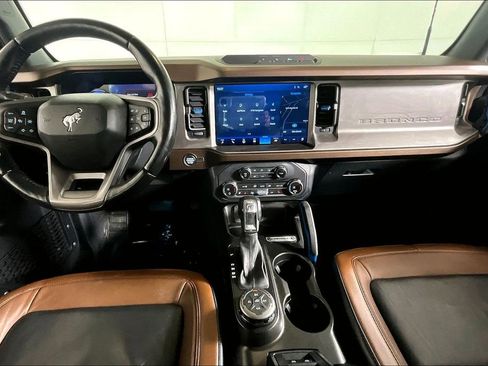 Used 2021 Ford Bronco Outer Banks image 15