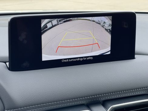 New 2025 MAZDA CX-5 AWD 2.5 S w/ Preferred Package image 3