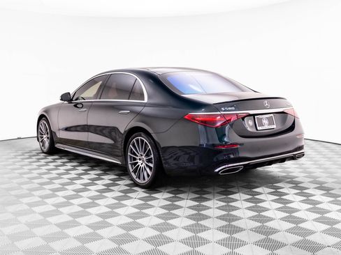 Used 2025 Mercedes-Benz S 580 4MATIC Sedan image 3