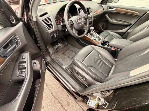Used 2017 Audi Q5 2.0T Premium Plus w/ Technology Package image 11