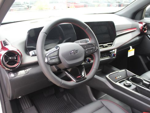 New 2026 Chevrolet Equinox RS w/ Safety and Technology Package FWD image 10