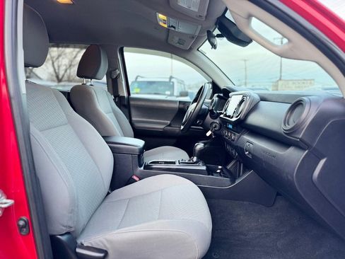 Used 2021 Toyota Tacoma SR image 20