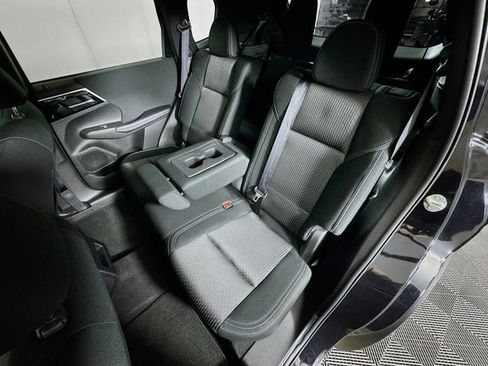 Used 2024 Mitsubishi Outlander ES image 23